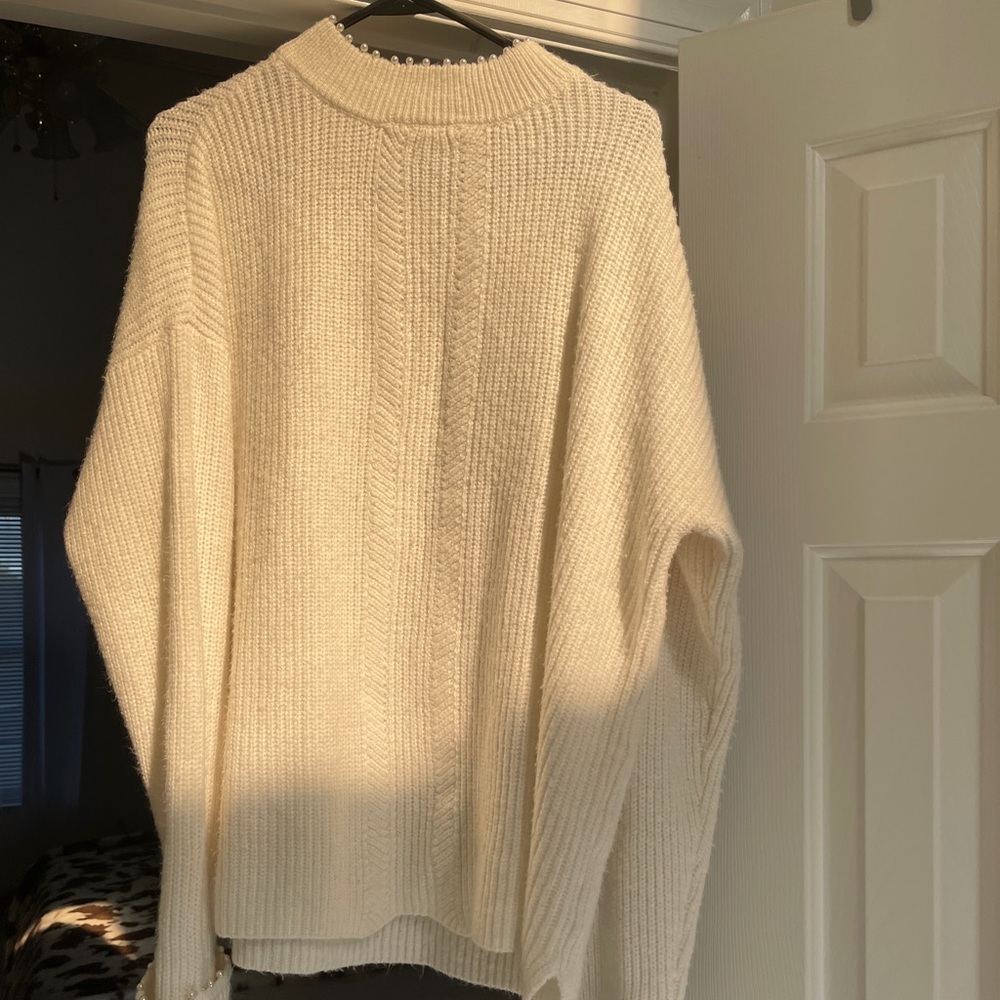 Crown & ivy knitted sweater
